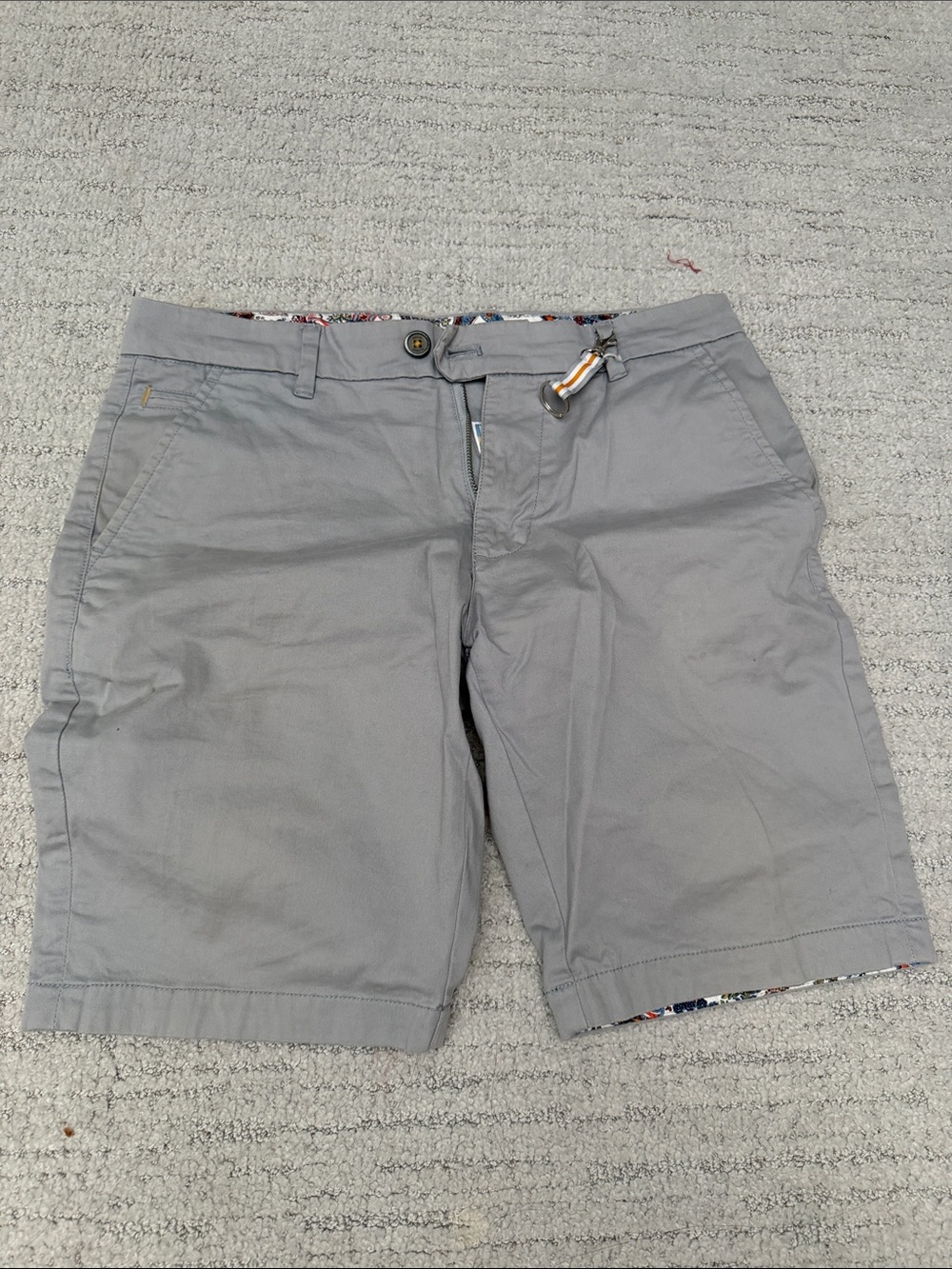Denim & Flower Light Gray Flat-Front Cotton Shorts